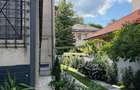 Proprietate cu farmec interbelic ?i curte generoasa - zona Pia?a Floreasca - 2
