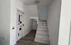 De vanzare casa P+1E tip duplex