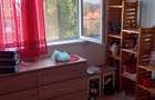 Vand apartament 2 camere din caramida zona centrala langa posta nr 1 et 4 avand usa metalica geamuri termopan boiler si un convector.