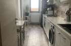 Apartament 2 camere , Soseaua Berceni, vis-a-vis Metrou Berceni, loc parcare inclus in pret.