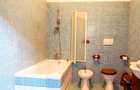 Proprietar, vand apartament central cu loc parcare in curtea interioara