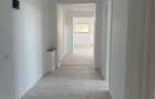 Apartament de vanzare - 3 camere, renovat modern + BONUS BOXA!
