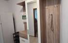 Inchiriez apartament mobilat, situat pe Bulevardul Carol, aproape de Universitate, la etajul 4/7 - 10