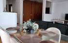 inchiriez apartament 3 camere