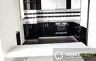 Apartament cu o camera in Centru - Bloc Nou