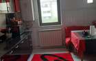 Apartament de vanzare - 3