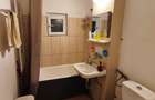 Inchiriez apartament 2 camere decomandat, etaj 2/4, 1 MAI, zona Pelendava - 2