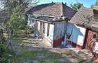 Casă cu Teren 1700 Mp în Plopu - 1