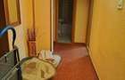 Inchiriez ap 2 camere zona centrala - 3