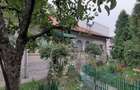 Vand casa cu teren, Campulung-Muscel, central, vizavi de pia?a, 140.000 - 1