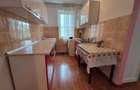 Apartament 3 camere in Onesti, zona centrala, etaj 2.