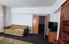 Inchiriez apartament doua camere Resita, Centrul Civic