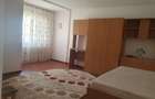 Inchiriez apartament 3 camere - 2