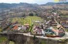 Casa, anexe, 3762 mp teren, 25000 mp padure, Comanesti, jud. Bacau