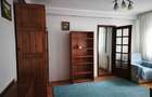Inchiriez apartament 3 camere, semidecomandat,etaj 1. - 1