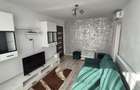 Inchiriez apartament 3 camere - 1