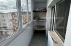 Apartament de 3 camere, decomandat, 66 mp, 2 balcoane inchi - 2