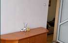 Inchiriez apartament 2 camere zona Piata Mare et4/4 55 mp.