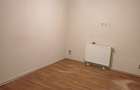 Vânzare apartament  pretabil cabinet,  birou 2 camere pe str.Horea - 4