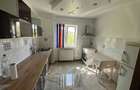 Proprietar, inchiriez apartament doua camere renovat