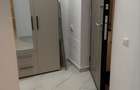 Inchiriez garsoniera 350 (parcare inclusa)