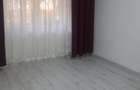 Apartament doua camere decomandat de vanzare