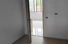 Inchiriez casa la 20 km de Pitesti pentru locuit,atelier,muncitori