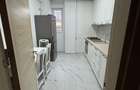 Proprietar vand apartament cu 2 camere decomandat, loc de parcare inclus