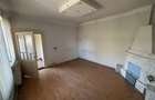 Casă cu 3 camere cu Teren 208 Mp în Central