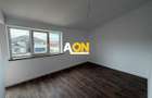 1/2 Duplex 4 Camere, 3 Bai, 2 Balcoane, 431mp Teren