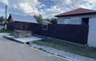 Casa ?i teren de vanzare