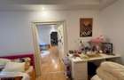 Apartament cu doua camere de vanzare in Piata Sfatului