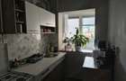 3 camere, de vanzare - 3