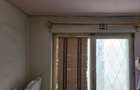 Apartament 3 camere, parter, cu balcon. Necesita renovare completa.