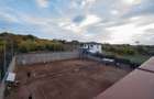 Casa/Vila Oncea + Baza Sportivă de Tenis