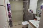 vand apartament cu 3 camere langa Ramada parter inalt