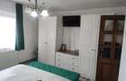 Vând sau schimb apartament cu casa sau apartament cu trei patru camere plus dife