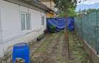 DE VANZARE Casa batraneasca si teren, total 480 m Prelungirea Bradului, Bacau - 8