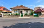 De vanzare casa cu 3 camere pivnita garaj si 508 mp teren in Sibiu - 1