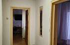 Închiriez apartament 2 camere , decomandat , - 15