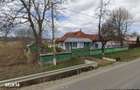 De vanzare casa + teren 9000 mp - 1