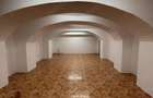 Spatiu comercial renovat nou - 3