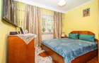 Vand apartament cu 2 camere in Poarta 6 - 5