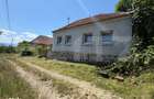 Casa cu teren generos de 2.674 mpLanga Geoagiu Bai - 1