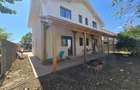 Vand Duplex compus din 2 apartamente in Albina jud.Timis