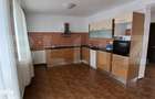 Vila de vanzare, 300 mp, zona Livezeni - 11