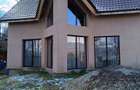 Casa cu 4 camere si mansarda, 135.000 EUR