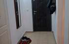 Ofer inchiriere apartament 2 camere zona Oituz . Recent renovat .