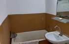 Vanzare urgenta Apartament 2 camere + boxa, zona centrala in Lipova, 40,10 mp.