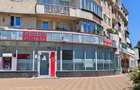 Spatiu central de inchiriat Moinesti - 1